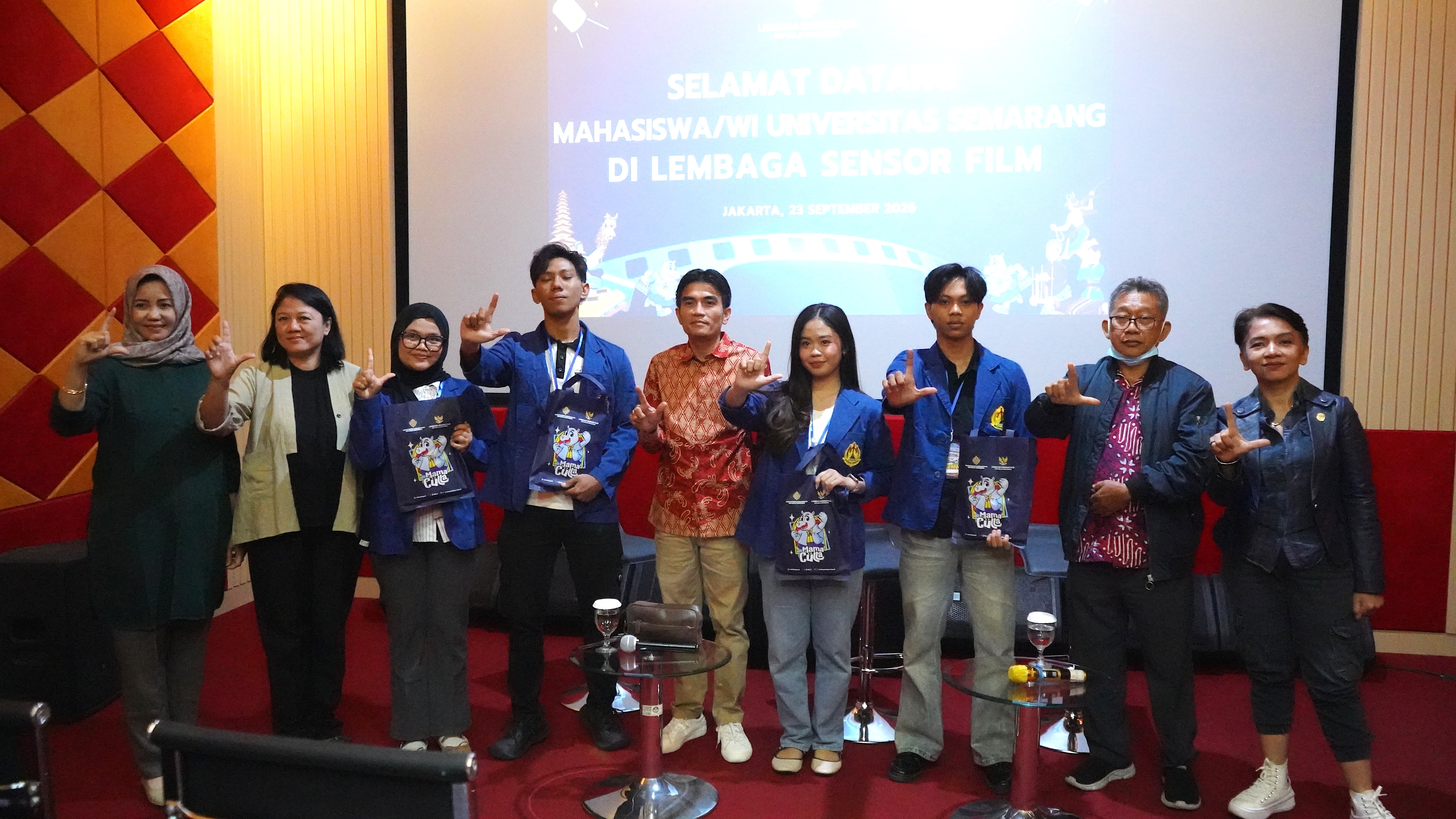 LSF Ajak Mahasiswa Universitas Semarang Berperan Aktif