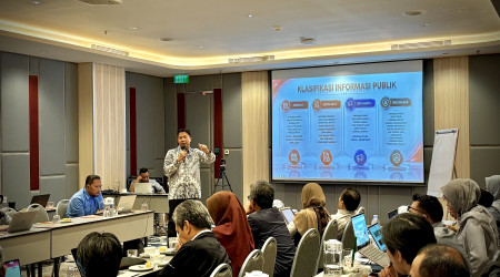Information Transparency Through Regulations That Facilitate Public Access