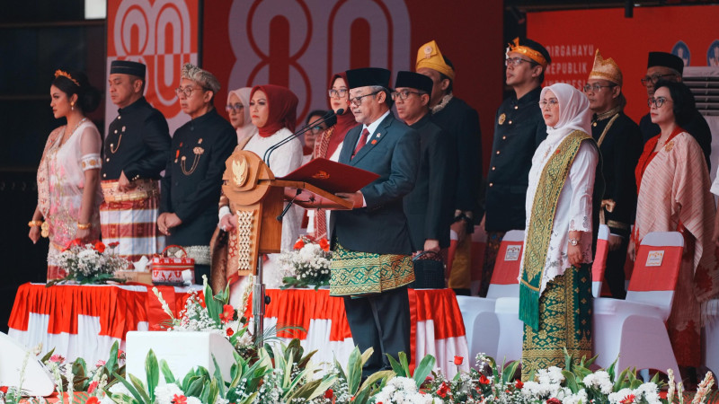 Menbud Hadiri Upacara Bendera HUT ke-80 Kemerdekaan RI